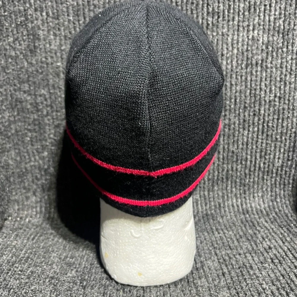 The North Face Beanie Unisex OS Black Red Striped Wool Fleece Lined Winter Hat